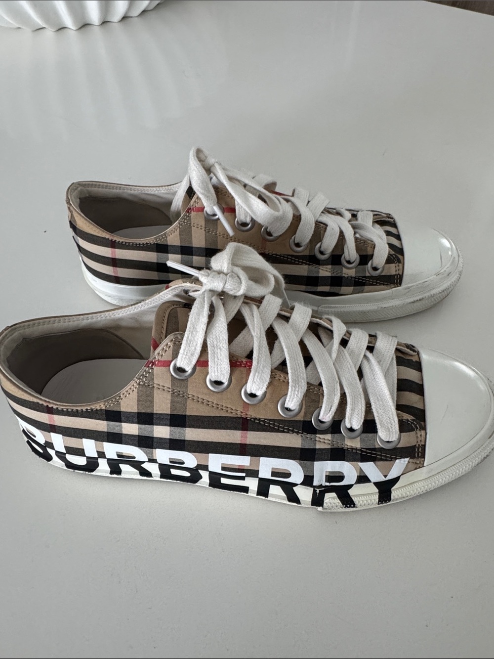 Burberry Beige & Black Check Low-Top Sneakers with White Laces